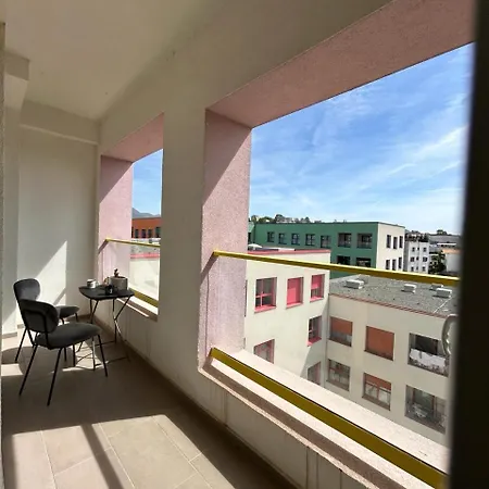 Picasso * Τίρανα